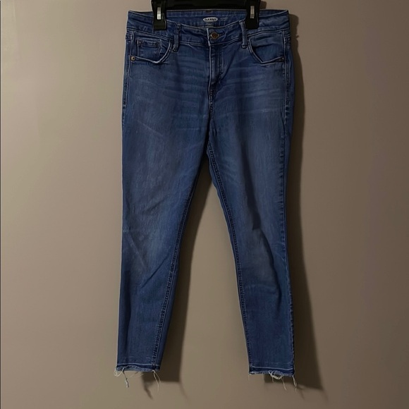 Old Navy Denim - Old Navy Rockstar Super Skinny Blue Ankle Cropped Jeans - 6
